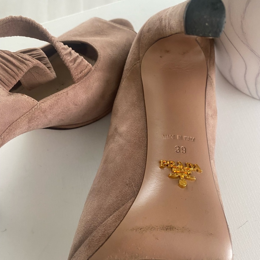 AUTHENTIC light pink Prada  Heels Elegant Suede Design - Picture 6 of 14